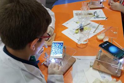 Küçük mucitlerin mikroskopla imtihanı