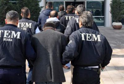 Bursa’daki FETÖ soruşturmasında 3 öğretmen tutuklandı