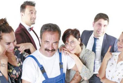 Ünlüler güldürecek