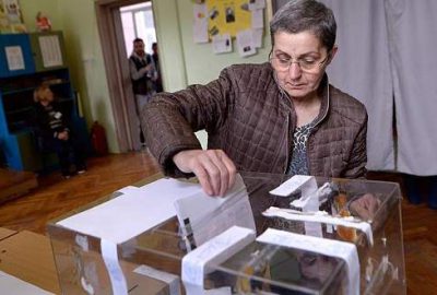 Bulgaristan’da 5 siyasi parti parlamentoya girdi
