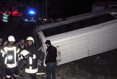 İşçi servisi şarampole uçtu: 11 yaralı