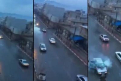 Yıldırım hareket halindeki araca öyle bir çarpıyor ki mutlaka izlemelisiniz...