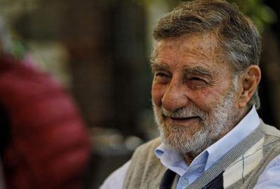 Yeşilçam'ın birçok unutulmaz filmine adını yazdıran, "Selvi Boylum Al Yazmalım"