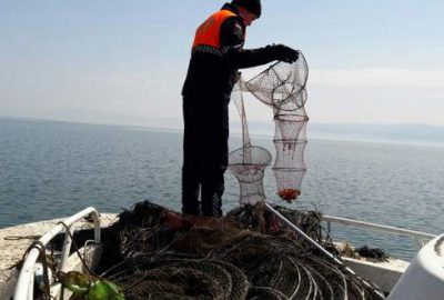 İznik Gölü’nde kaçak avlanma