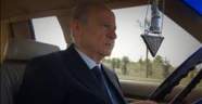 Bahçeli’nin araç kullanırken çekilen videosu sosyal medyada yayınlandı