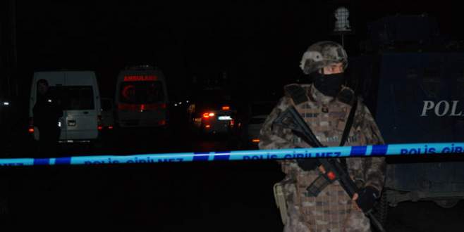 Diyarbakır’da çatışma: 1 polis yaralı, 1 kişi öldü