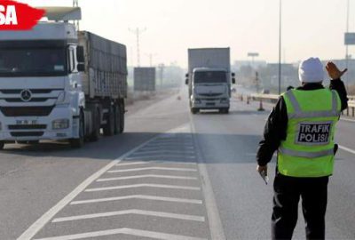 Yolcu otobüslerinde sivil trafikçiler iş başında