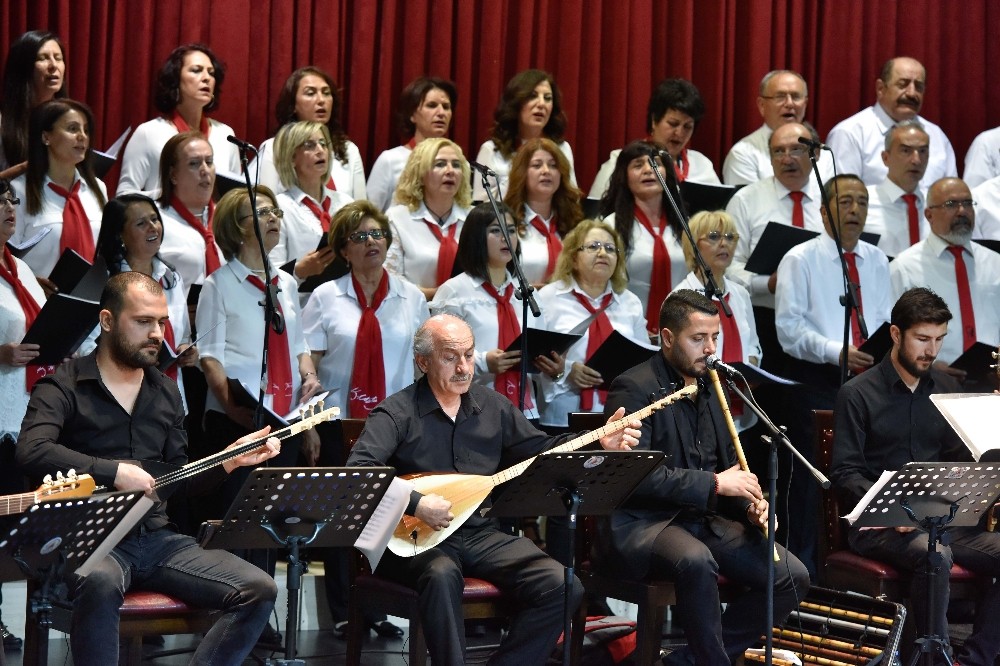 Muratpaşa baharı türkülerle karşıladı Muratpaşa baharı türkülerle karşıladı