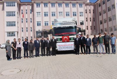 Öğrencilerden Cerablus’a yardım