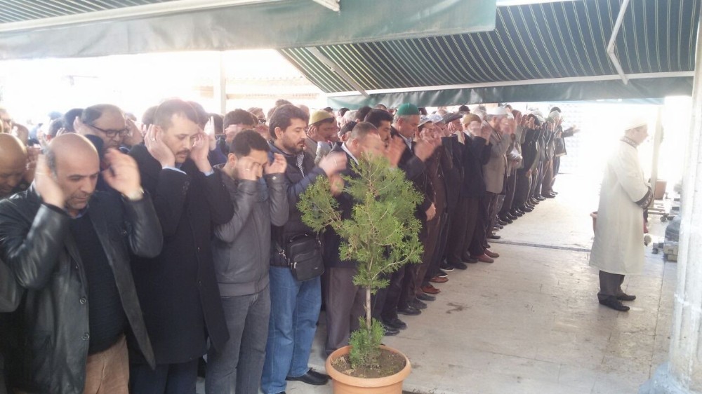 Uşak Kardeşlik Platformundan Suriye’deki kimyasal saldırıya kınama