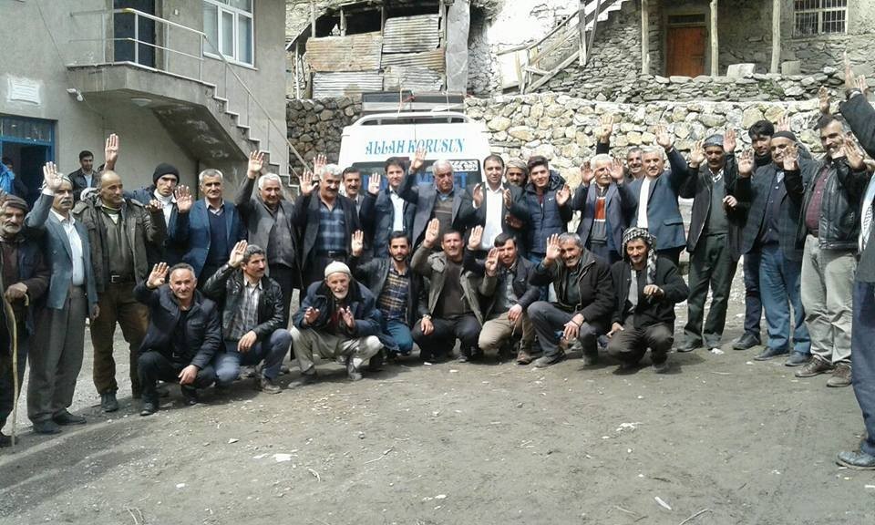 Bahçesaray’da referandum çalışmaları tüh hızıyla devam ediyor