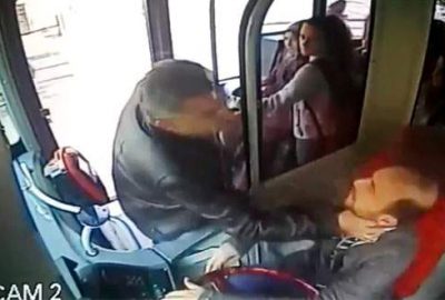 Bursa’da otobüs şoförüne saldırı güvenlik kamerasında