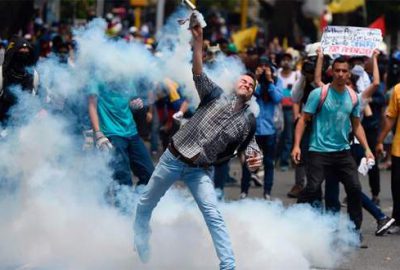 Venezuela’da gösteriler sürüyor