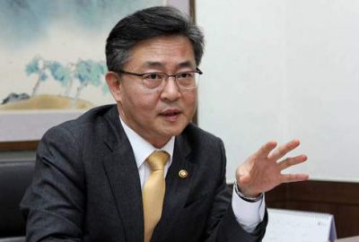 Güney Kore Trump’a karşı