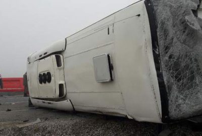 Öğrenci servisi ile TIR çarpıştı: 1 ölü, 10 yaralı