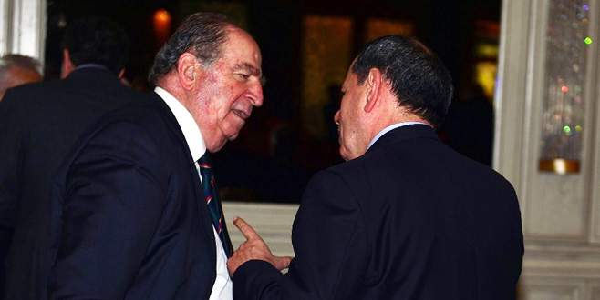 Galatasaray divanı basına kapatıldı