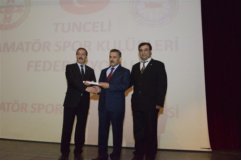Tunceli belediyesinden amatör kulüplere destek Tunceli belediyesinden amatör kulüplere destek