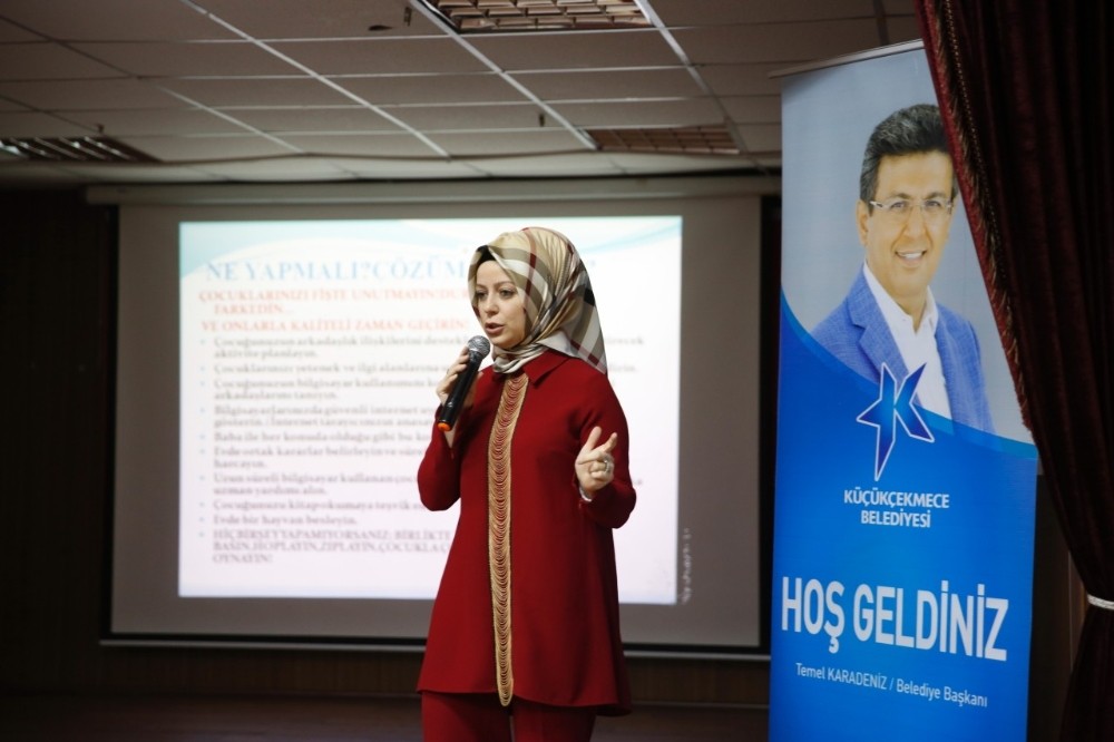 Çocuk Gelişimi Uzmanı Esra Korkmaz: “Çocuklarınızı fişte unutmayın”