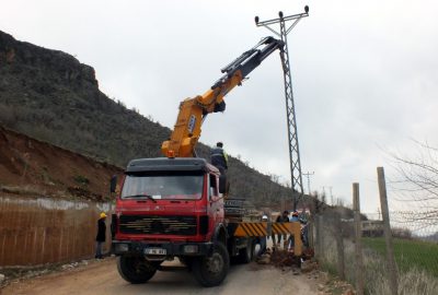Dicle Elektrik, 30 kilometrelik Derince hattını yeniliyor