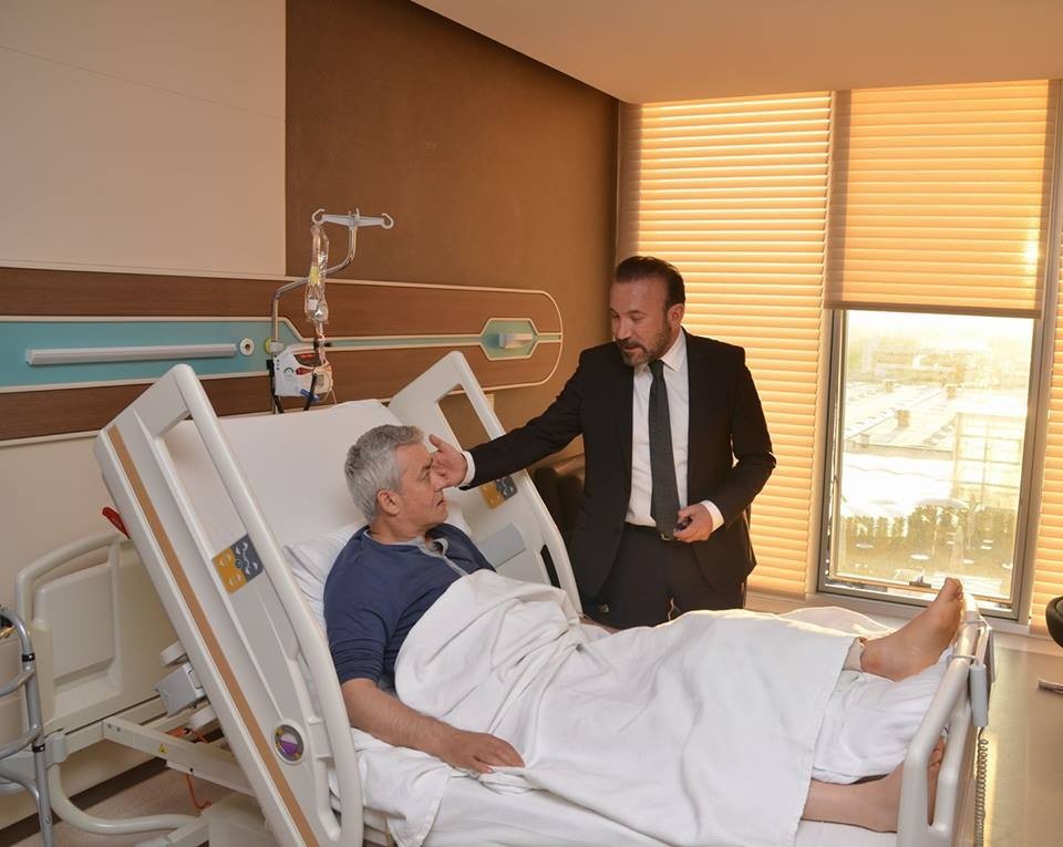 Başkan Doğan’dan, Körfez Belediyesi eski başkanı Pehlivan’a geçmiş olsun ziyareti