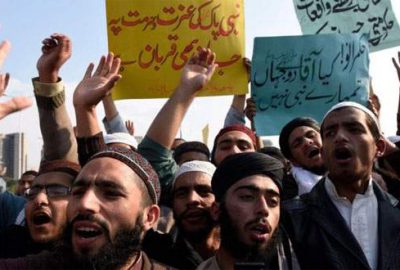 Laikliği savundu linç edildi