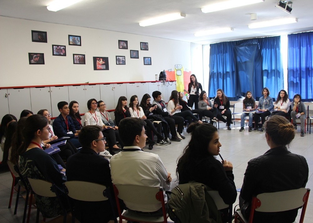 ’Liseli Genç Eleştirmenler Sempozyumu’ büyük ilgi gördü