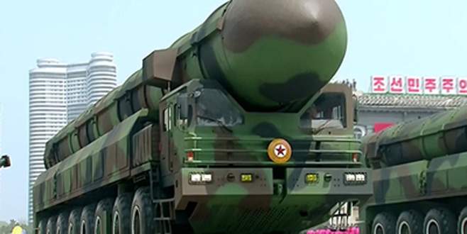 Kuzey Kore, balistik füzelerini gösterdi