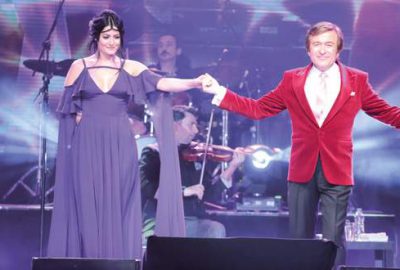 Erol Evgin konserinde Deniz sürprizi