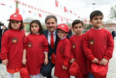 Başkan Çakır 23 Nisan’ı kutladı