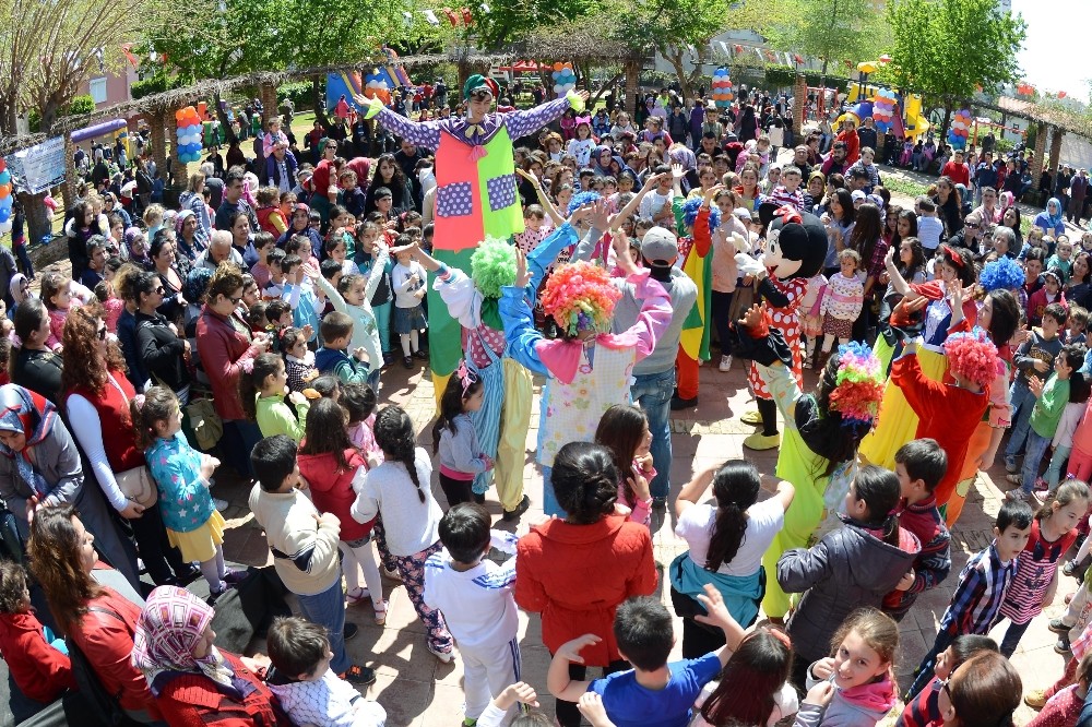 Muratpaşa’da 23 Nisan Coşkusu