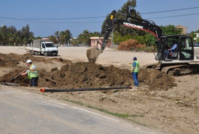 Karataş Tuzla Mahallesi’ne yeni kanalizasyon hattı döşeniyor