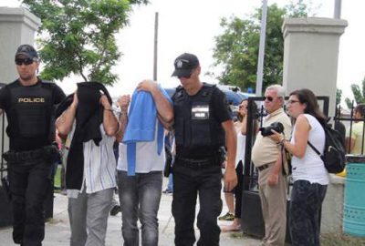 Yunanistan, 3 darbeci askerin iadesini reddetti