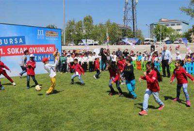 Sanal değil gerçek oyun oynadılar