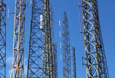 Radyo canlı yayınında akıl almaz dolandırıcılık