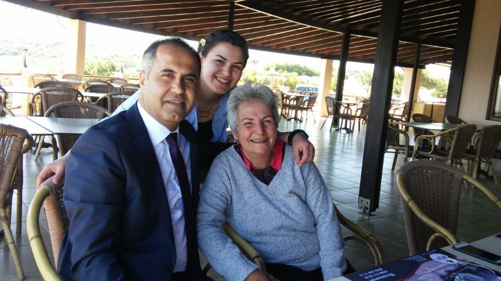 Şefkatli ellerden Biga’lı öğrencilere destek