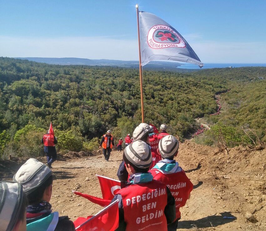Esenlerli izciler dedelerini unutmadı