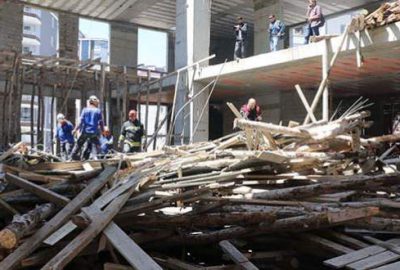 Cami inşaatı çöktü: 4 ölü, 2 yaralı