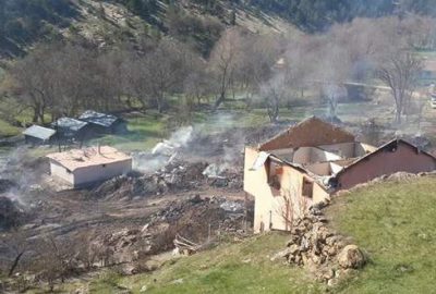 Köyde yangın kabusu: 45’e yakın ev kül oldu