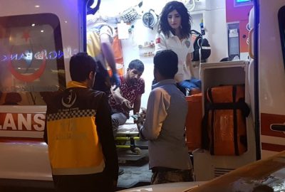 Merdivenden düşen tamircinin bacağı kırıldı