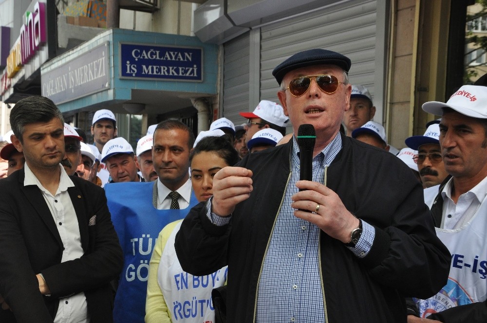 Başkan Kurt 1 Mayıs’ta işçilerle birlikte alanda