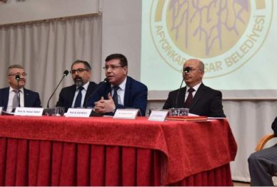 Eskişehirli öğretim üyelerinden panel