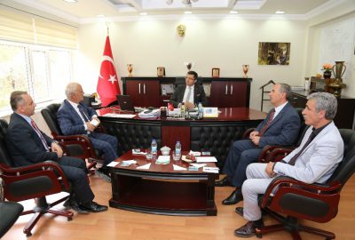 Vali Memiş’ten Özel İdare’de değerlendirme toplantısı