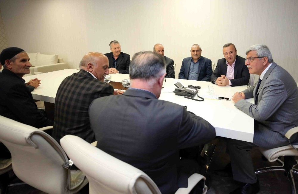 Başkan Karaosmanoğlu: “Yatırımlarla kentimize değer katıyoruz’’ Başkan Karaosmanoğlu: “Yatırımlarla kentimize değer katıyoruz’’