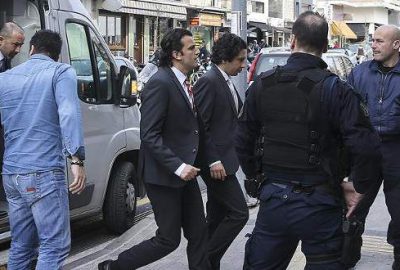 Yunanistan 2 askerin daha iadesini reddetti