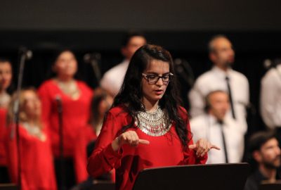 Görmeden duymadan çaldılar, dinleyenler gözyaşlarını tutamadı