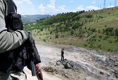 Patlayıcı tuzaklamaya çalışan terörist etkisiz hale getirildi