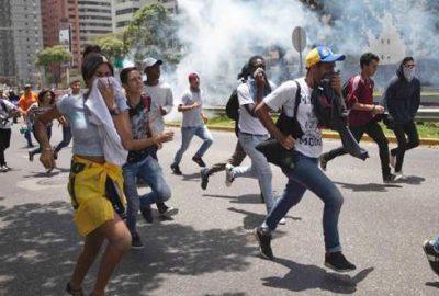 Venezuela’da sular durulmuyor