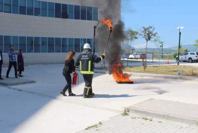 Hastane çalışanlarına yangın eğitimi