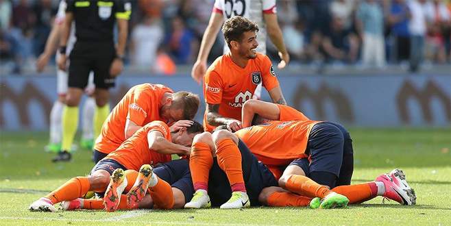 M. Başakşehir maç fazlasıyla lider