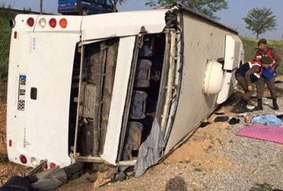 Düğünden dönüyorlardı!.. Çok sayıda yaralı var